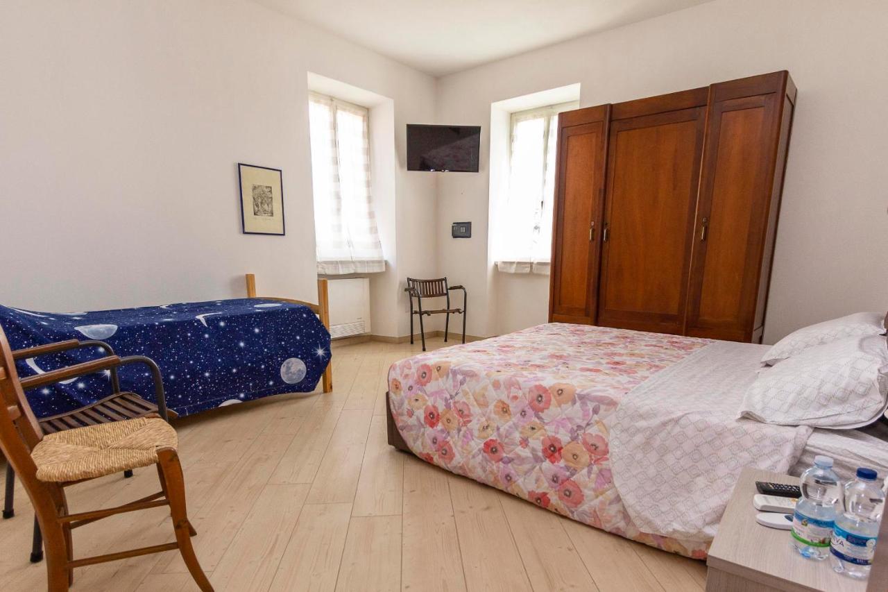 La Colomba B&B Castellaro  Bagian luar foto