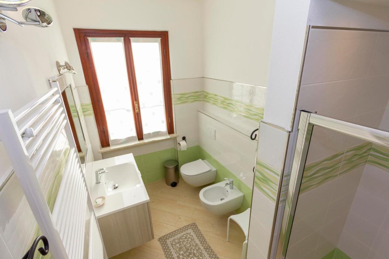 La Colomba B&B Castellaro  Bagian luar foto